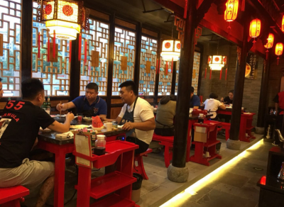 防城港開火鍋加盟店，需要對同行做哪些調(diào)查？