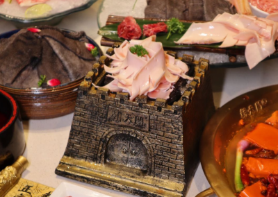 火鍋店想要生意好，先學(xué)會(huì)這幾個(gè)“嘩眾取寵“的方法！