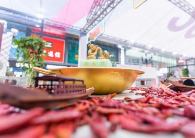 火鍋店沒錢做廣告？不妨試試免費“廣告位”！