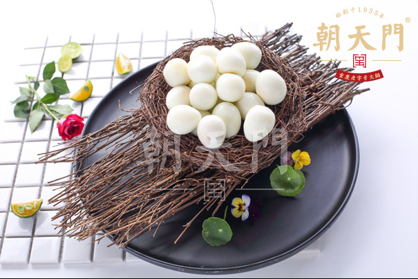朝天門火鍋：歷經(jīng)百年，瀕臨失傳的老火鍋，在這里得以保存