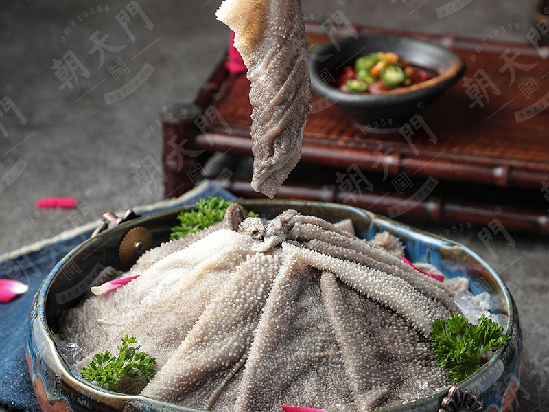 火鍋店服務(wù)員該如何引導(dǎo)顧客點(diǎn)菜？