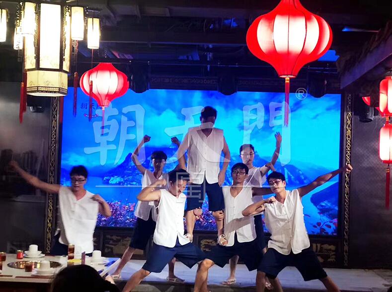 正宗特色火鍋加盟費多少，不妨來算一下