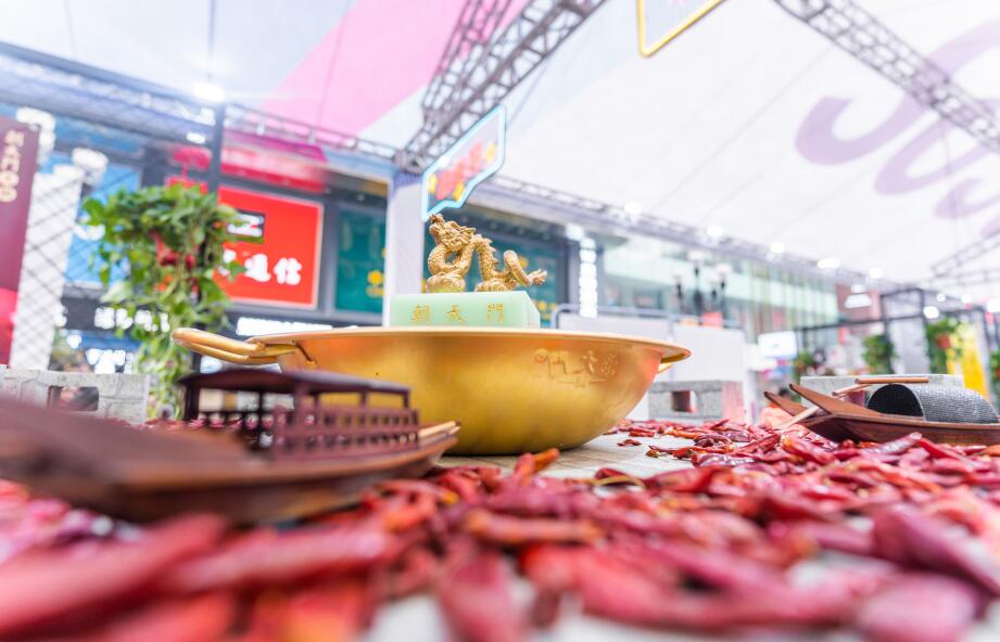 火鍋的特色菜品有哪些？這些必吃菜品不容錯(cuò)過