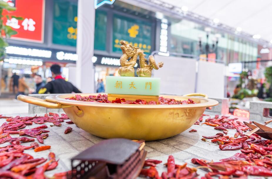 哈密開火鍋加盟店如何經(jīng)營？怎么管理？