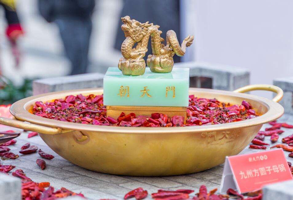 閬中開火鍋加盟店好嗎？當(dāng)?shù)叵M(fèi)水平如何？