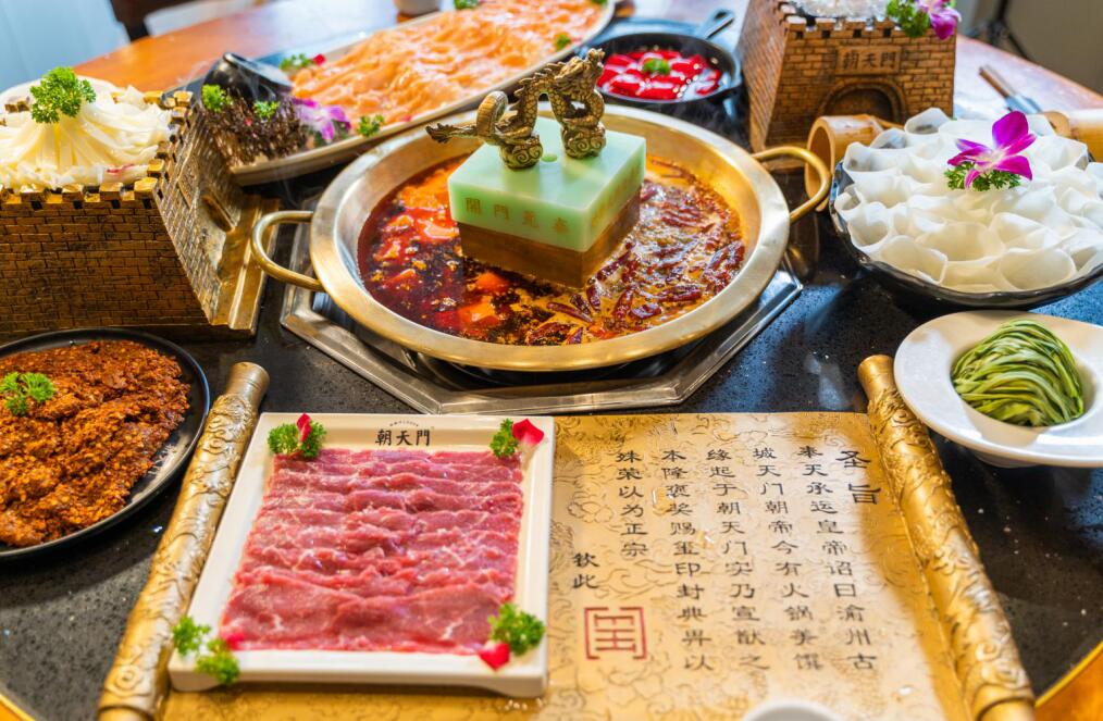 合伙開連鎖火鍋加盟店好嗎？如何權(quán)衡利弊？