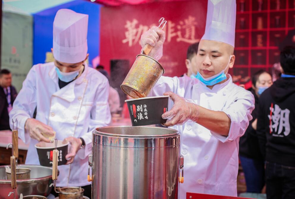 如何讓出色的服務(wù)為你的火鍋店加分？