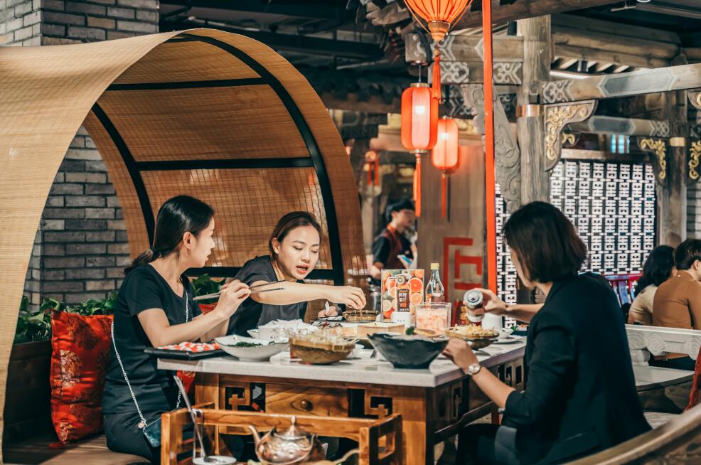 天門開火鍋加盟店，如何節(jié)省投資成本？