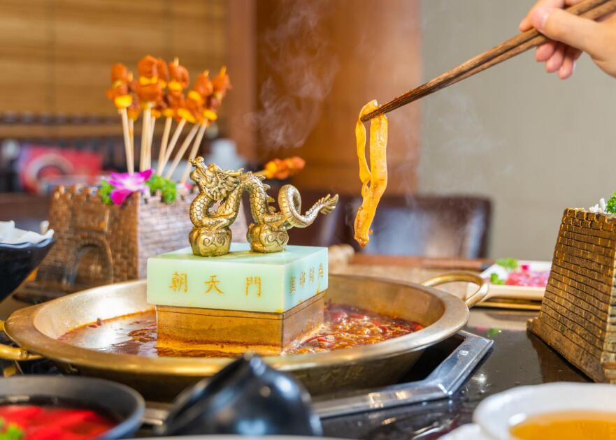 淮南開火鍋加盟店怎么樣？如何制定競(jìng)爭(zhēng)策略？