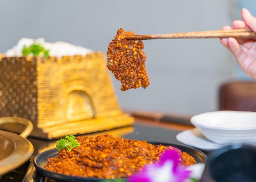 火鍋店這樣裝修，看起來雅致又大氣！