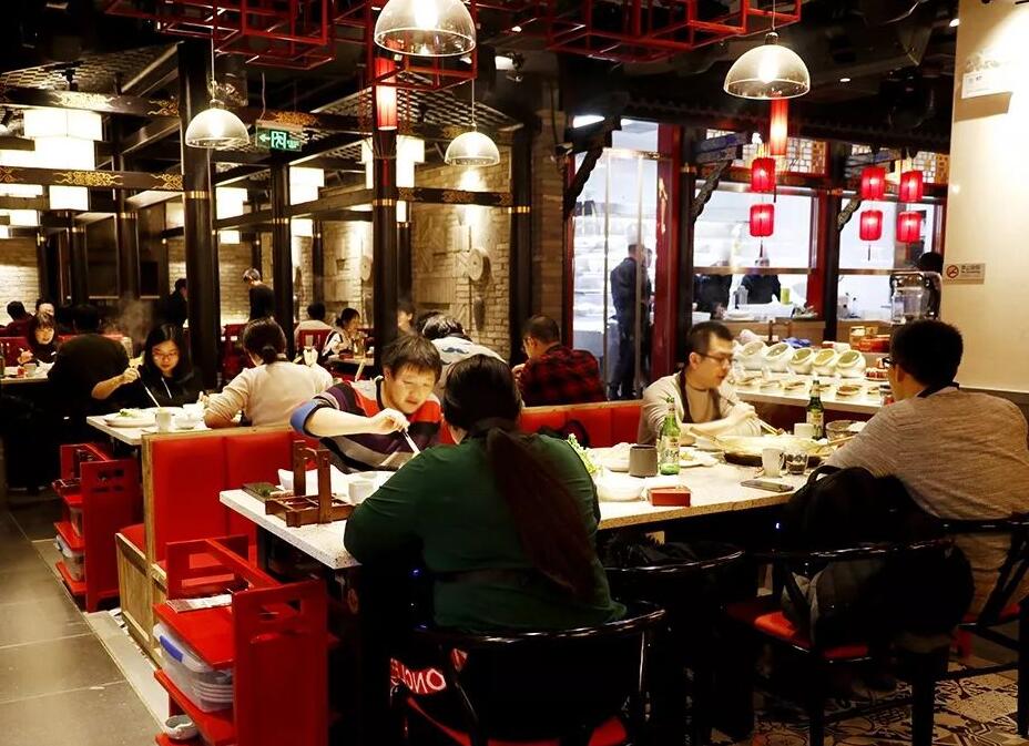 新開的重慶火鍋店沒人光顧？這樣擺盤人氣高漲！