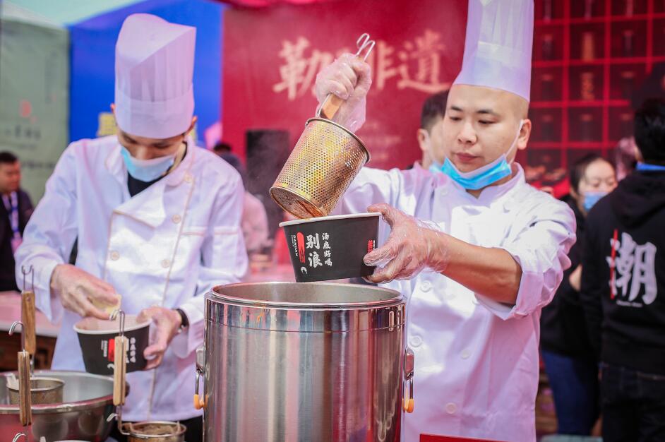 任丘開火鍋加盟店，請先做好這些調(diào)研工作！