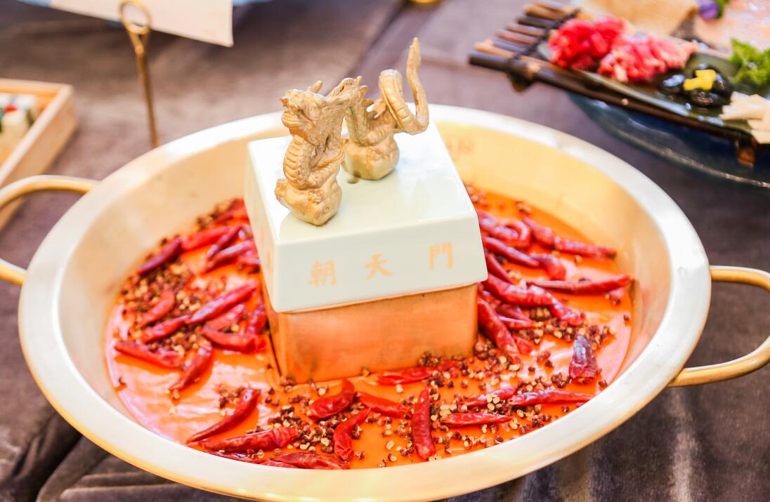 泊頭開火鍋加盟店，怎樣管理前廳和后廚？