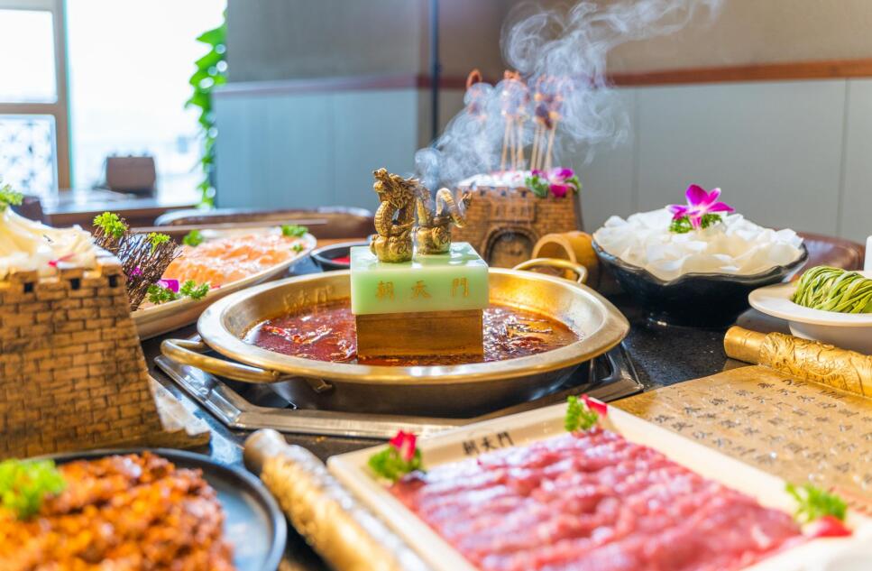 虎林開(kāi)火鍋加盟店，開(kāi)在小區(qū)門(mén)口合適嗎？