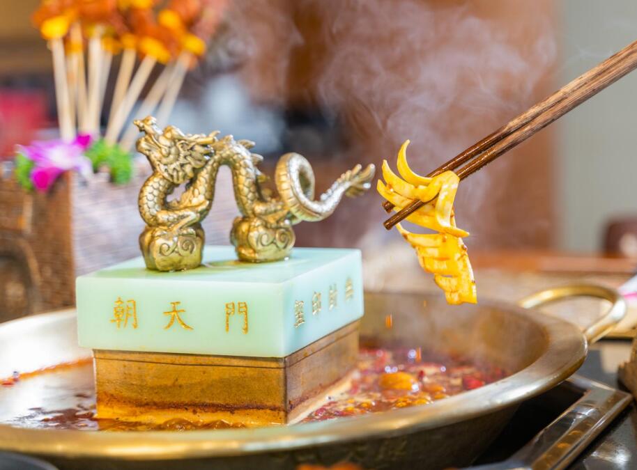 北票開火鍋加盟店，如何裝修有設(shè)計(jì)感？