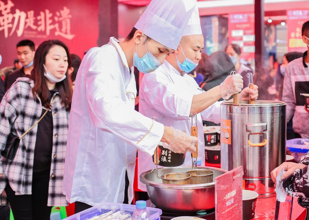 莊河開火鍋加盟店，可以這樣抓住顧客心思！
