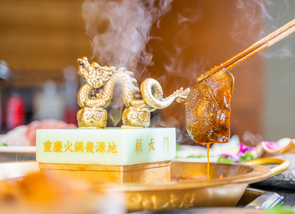 玉林開火鍋加盟店，生意不景氣怎么辦？