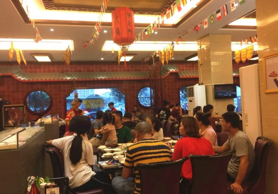 朝天門火鍋裝修如何？專業(yè)的營(yíng)建部為你定制方案！
