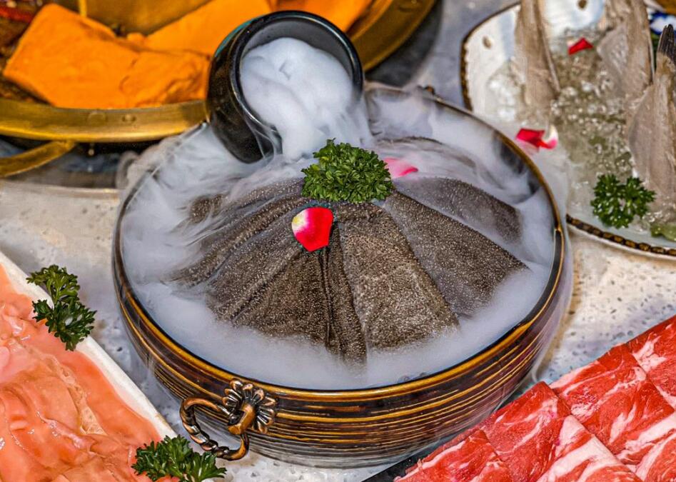 重慶人吃火鍋對(duì)毛肚有多情有獨(dú)鐘？