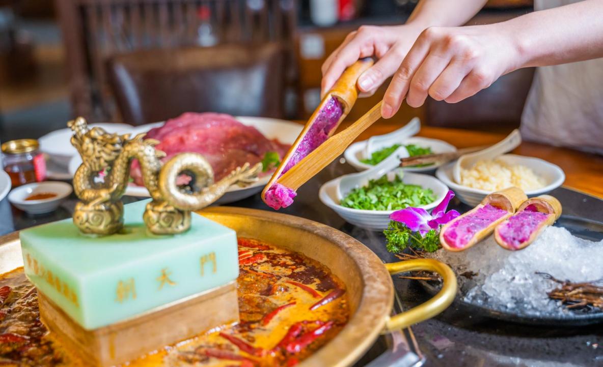 不同的餐飲店如何選擇經(jīng)營(yíng)模式？
