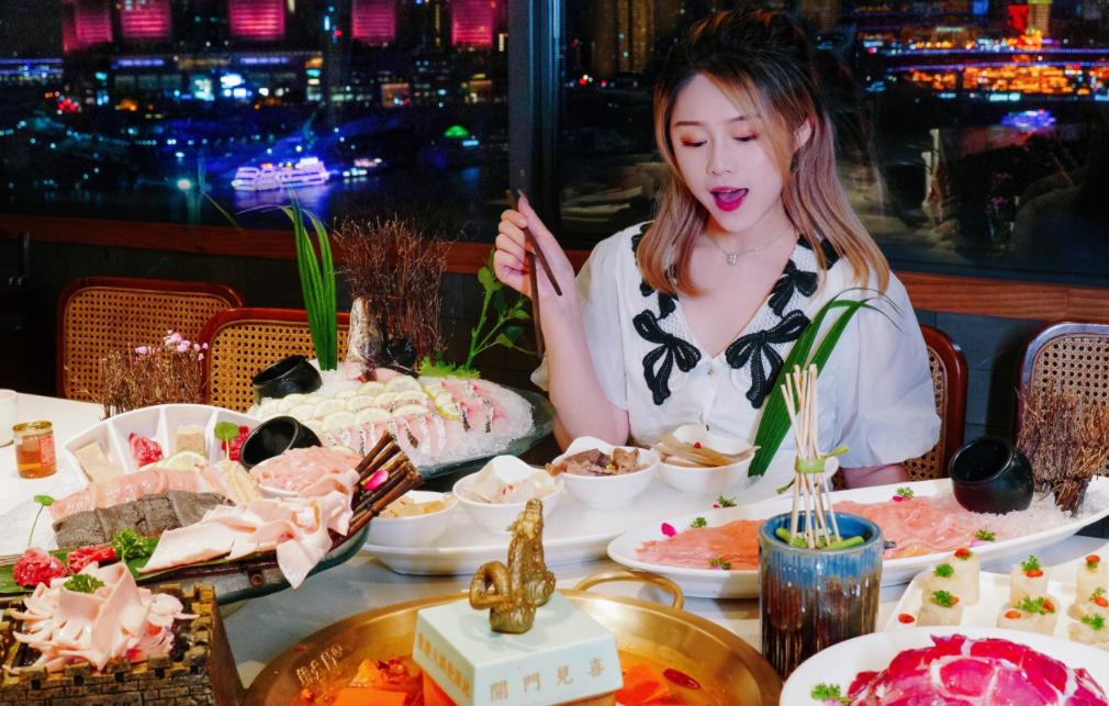 未來(lái)的火鍋店消費(fèi)主力，竟是“她”？