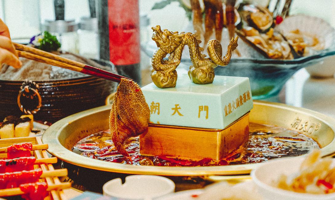 火鍋店熬制地溝油被罰巨款！餐飲食安時(shí)刻謹(jǐn)記！