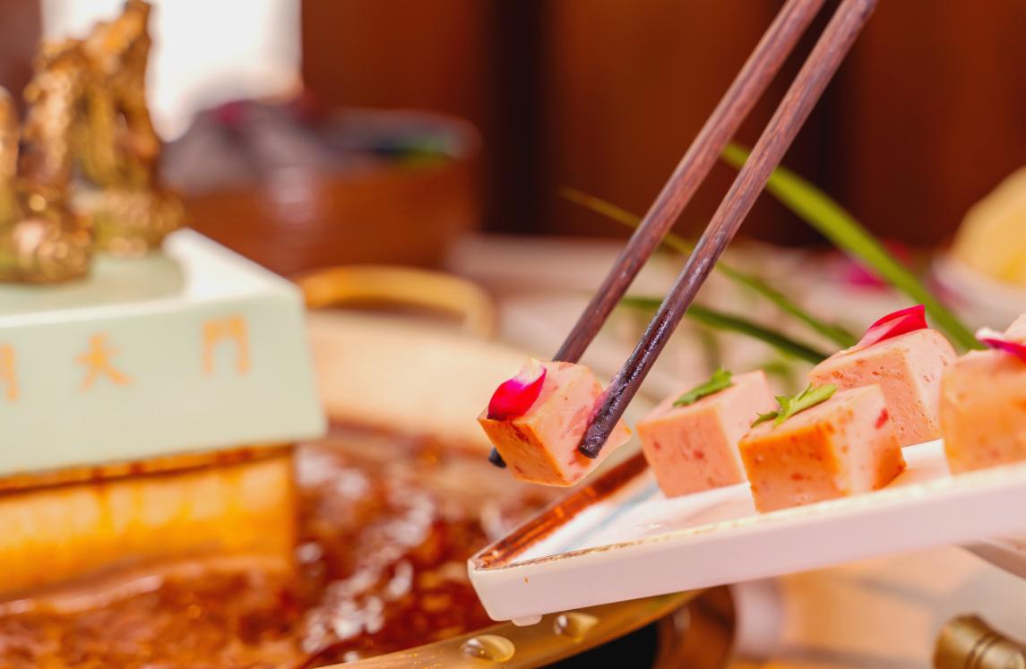 今天才懂！明星熱衷于開(kāi)火鍋店，竟是因?yàn)檫@？