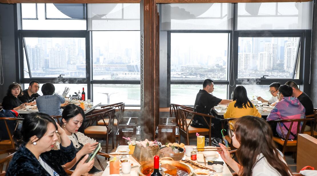 聚餐越來(lái)越多火鍋而不是炒菜，什么原因？