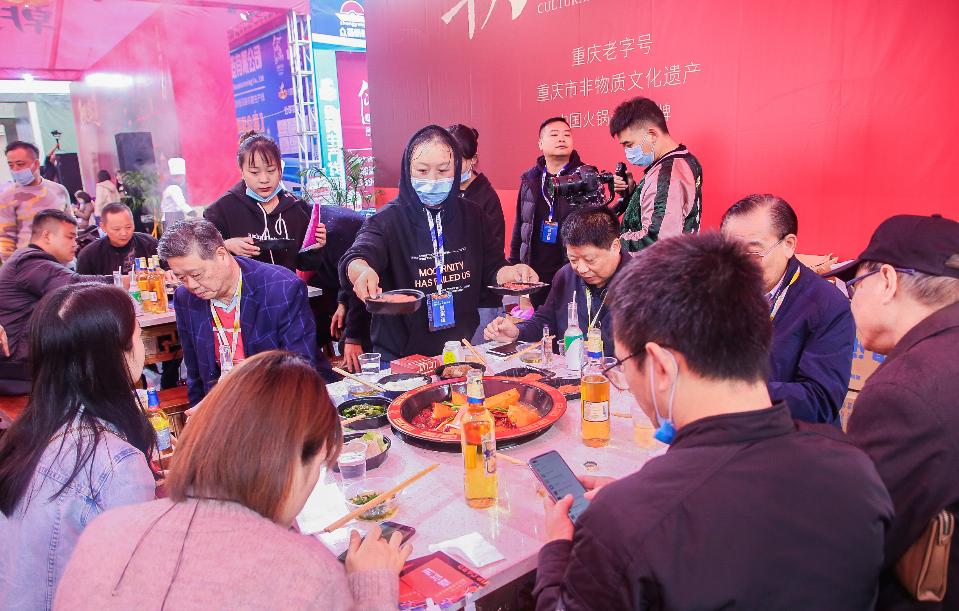 合格的餐飲服務(wù)員，到底該是怎樣的？請按這個標(biāo)準(zhǔn)！