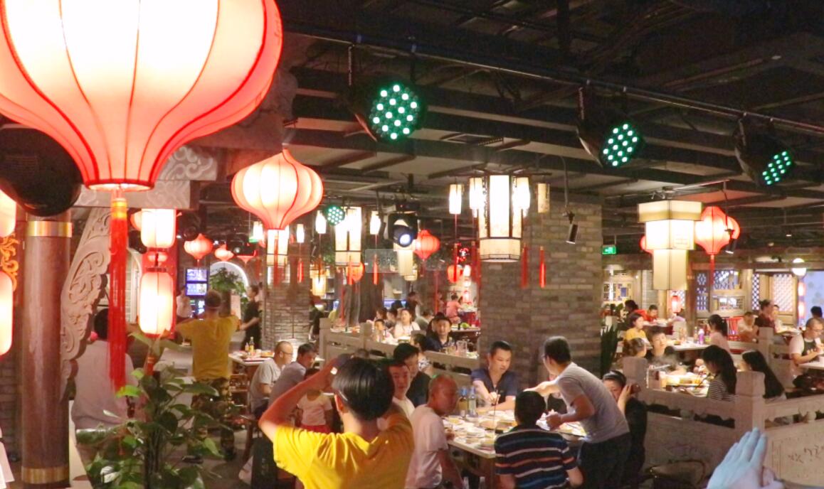 重慶火鍋加盟店，秋冬推薦菜品，生意全靠它！